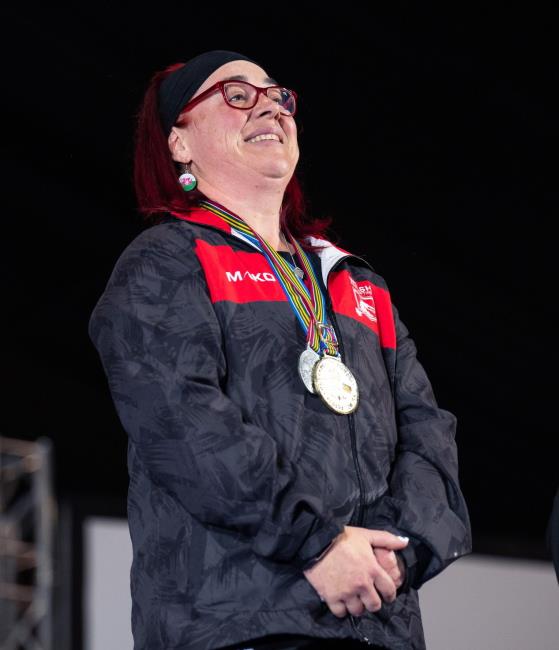 Helen wins the Commonwealth Bench Press gold  medal